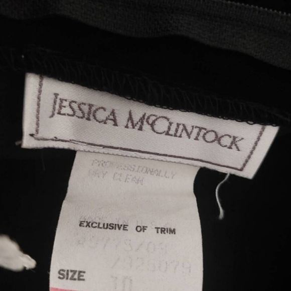 Vintage Jessica McClintock Gunne Sax Black Velvet Victorian Dress |  Gothic - Picture 9 of 13